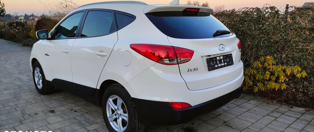 Hyundai ix35 cena 50000 przebieg: 150000, rok produkcji 2014 z Szczawnica małe 301